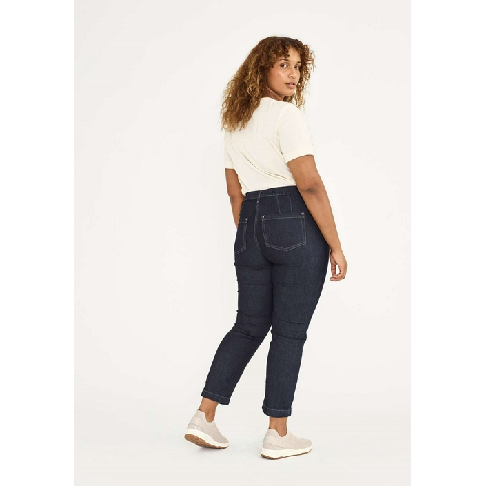 Broek-Kelly-met-zakken-LauRie-211201122601
