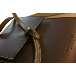 Overview second image: Hester v Eeghen tas Butterfly klein
