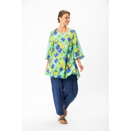 Overview second image: Aino Tuniek Maiden Mai Groen Blauw