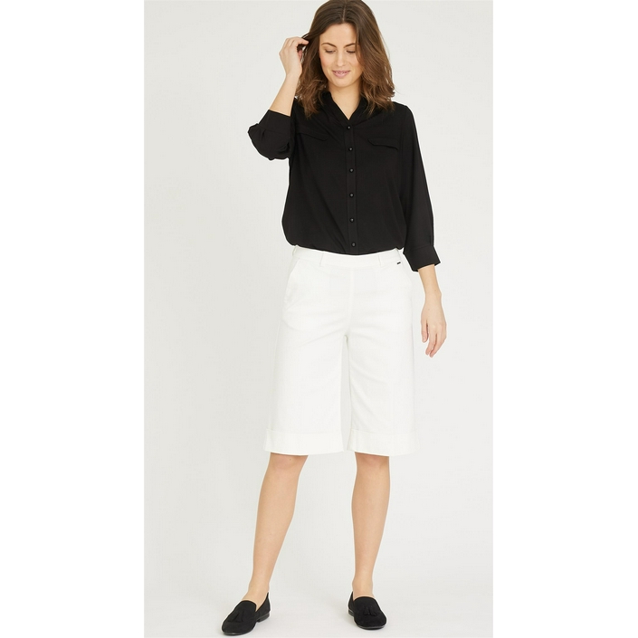 Korte-Broek-LauRie-210303125245