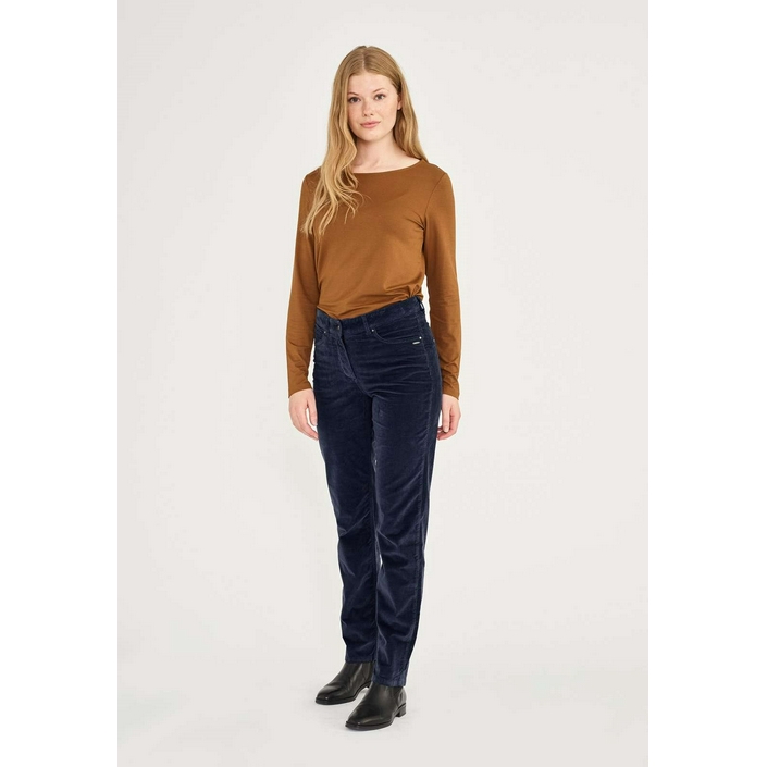 Broek-Charlotte-LauRie-211201120346
