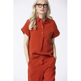 Overview image: Oska Blouse Kaandema Fire